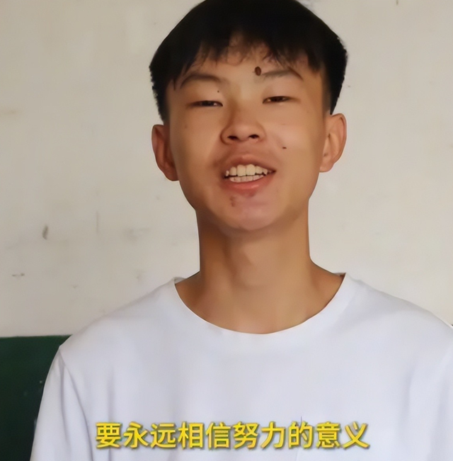 寒门再出贵子！庞众望之后又出周糠顺，天崩开局高考却考出642分