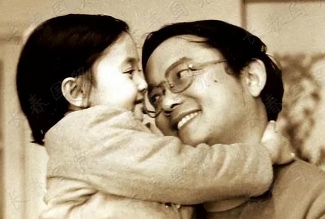 王刚没想到，离婚24年，成方圆会以这种方式，给自己上了生动一课