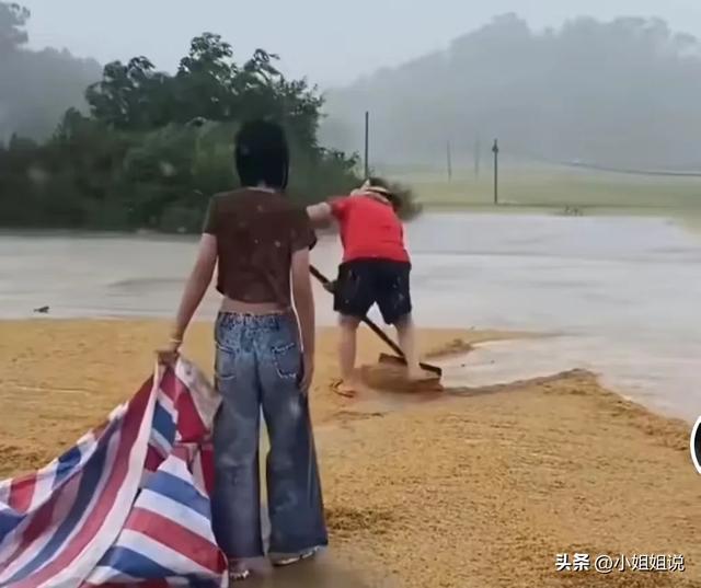 不是迷信！明日八月初一，老话“八月怕初一”，有啥讲究？早了解