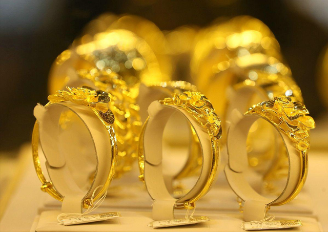 结婚买三金遇金价破1200！买不买？内行人曝2个关键，少花冤枉钱