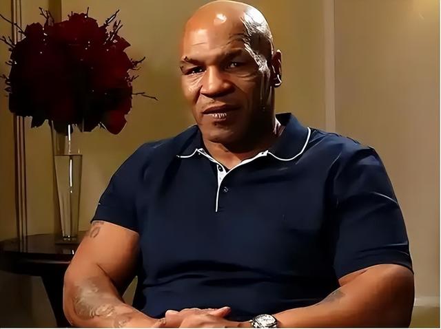 2006年泰森来北京，虔诚瞻仰毛主席遗容，感慨道：我是如此渺小