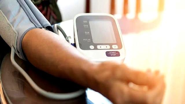 锻炼越多越早死？医生警告：这3种运动。中老年人别再拼命做了！