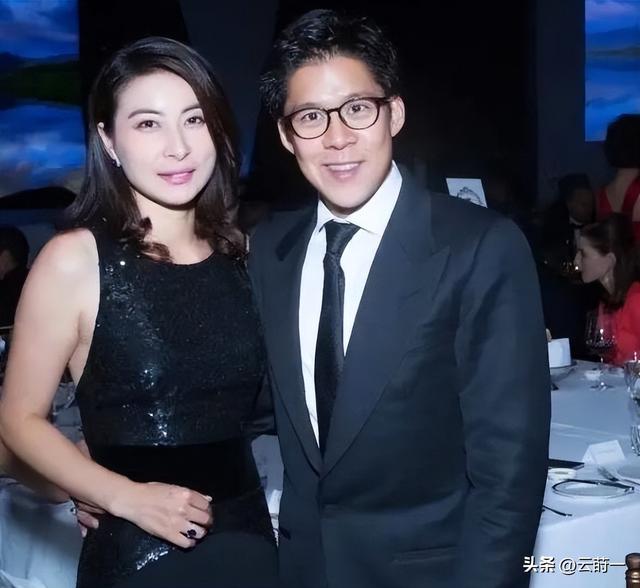 霍震霆没想到，44岁儿媳郭晶晶再次官宣喜讯，让整个阔太圈沉默了