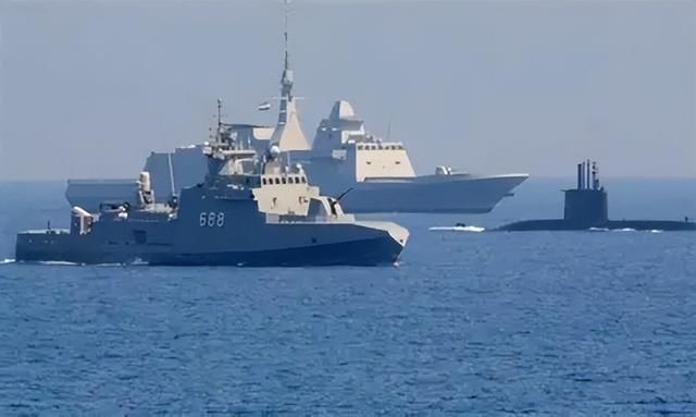 局势恶化，5国联手增兵，日本人突然登岛，特朗普开战倒计时