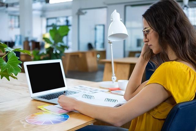 平面设计专业未来前景大揭秘！是“坑”还是“香饽饽”？