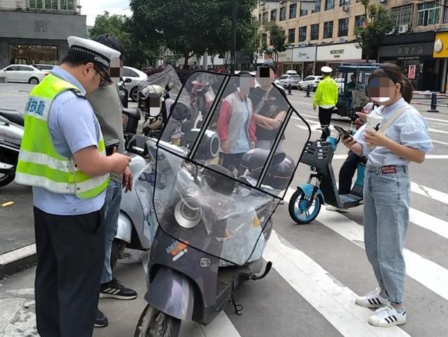 9月1日起，电动车 摩托车 三轮车“3禁4必查”，最高罚5000元