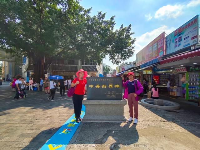 深圳这条街,曾经挤破头都难进入,现在扫码就进却为何没人去了?