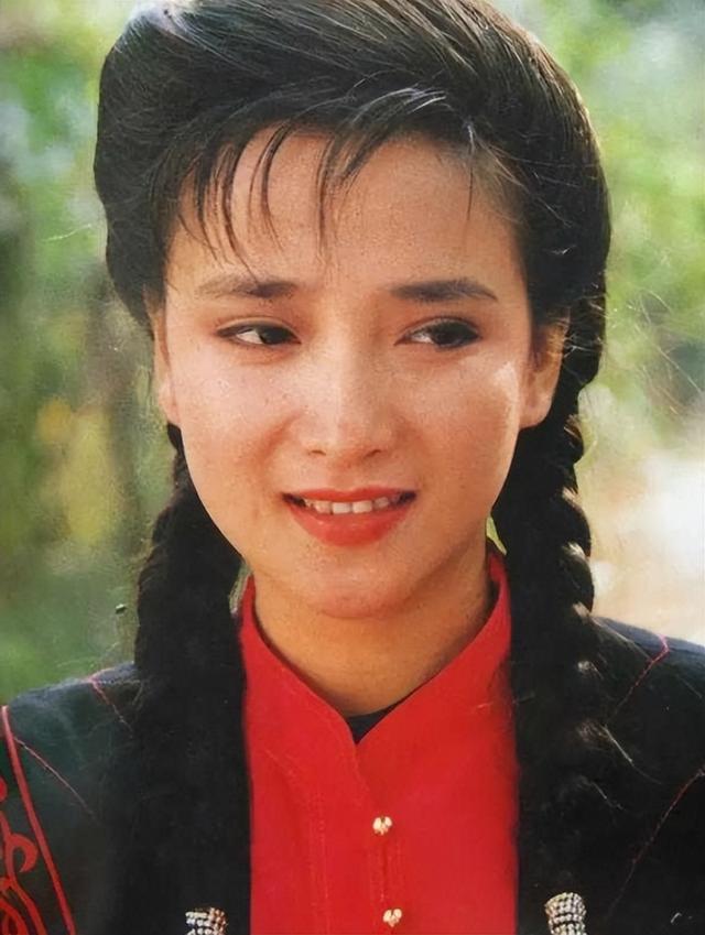 告别仪式当天，何晴生前担心的事还是发生，许亚军的话有人信了