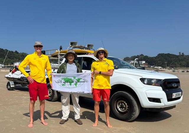 【走遍世界】英国人喜欢中国的国际旅行家