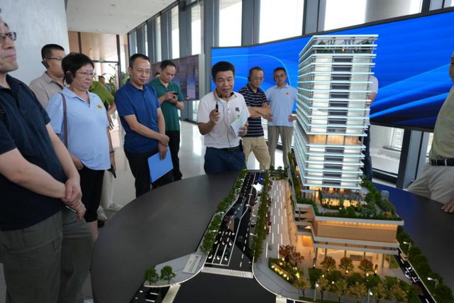 节能增效，焕“新”引领 | 市民群众零距离体验科技建筑新标杆