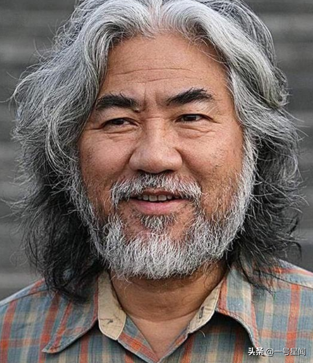 杜星霖不忍了！“老夫少妻”的烦恼，在张纪中身上体现的淋漓尽致