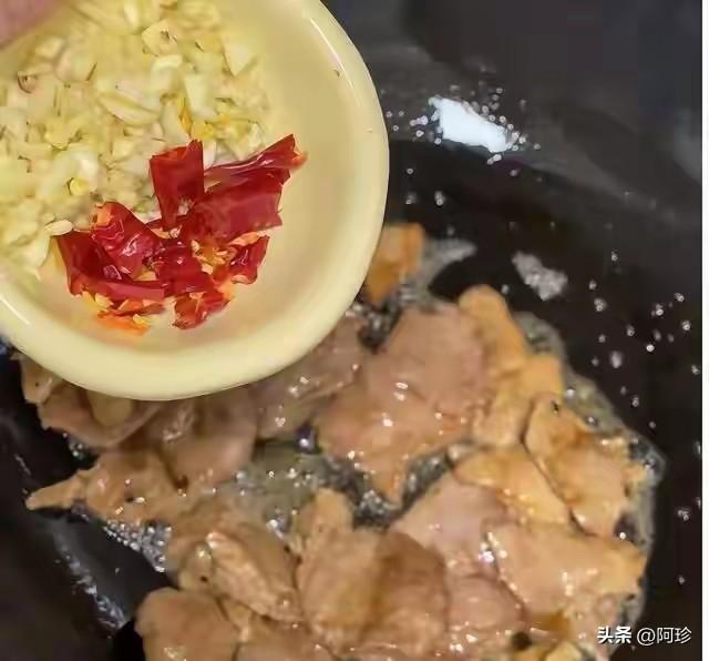 越吃眼睛越亮的菜，冬天使劲吃！一排毒、二明目、三助眠，别不懂