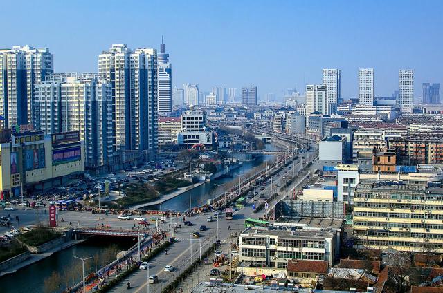 任达华同志个人简历