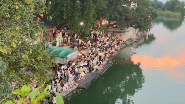 【最美丽的县·礼赞最可爱的人】阳朔2025年崇军月“军旅荣光·畅游阳朔”活动举行
