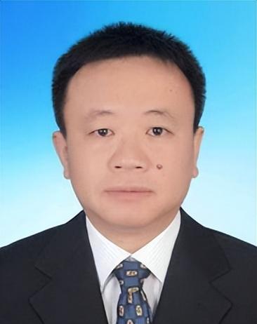 直辖市多区领导班子密集调整！他们出任党政“一把手”，多人为博士