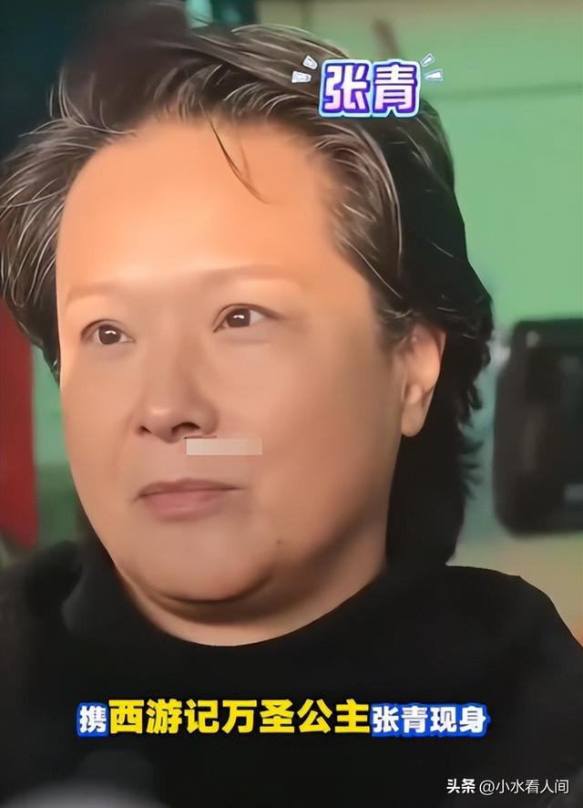 何晴葬礼今日举行！儿子捧骨灰遗像，落泪追忆母亲，许亚军没露面