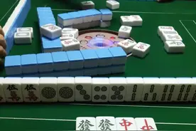 打麻将什么样的对手该坐什么位置，位置坐对了就已经赢了一半图片