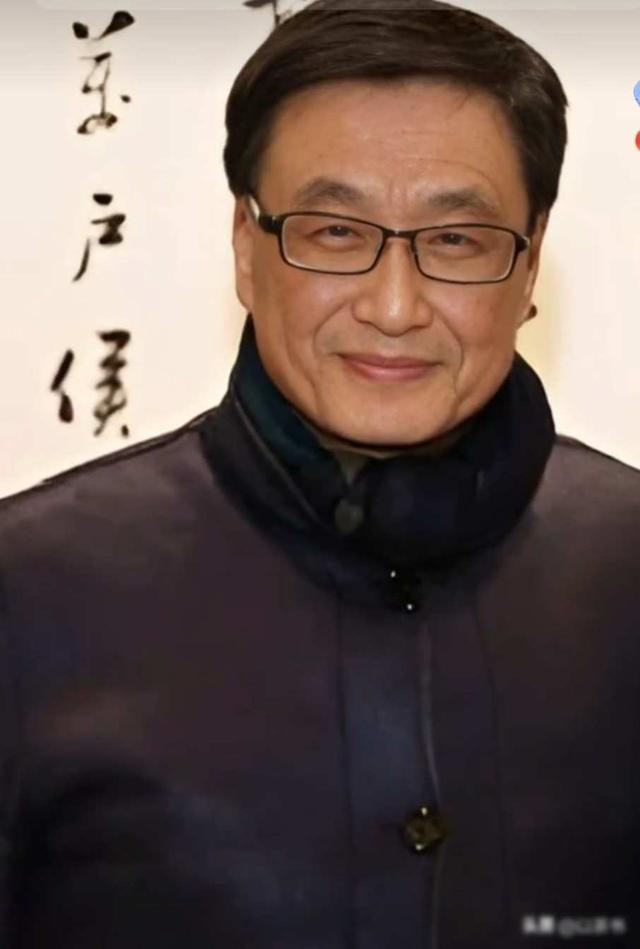 他每月转账28年，从不署名，虎子知道他是谁吗？