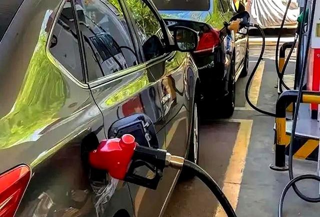 风向又要变了！ 国家开始“保油车”了！