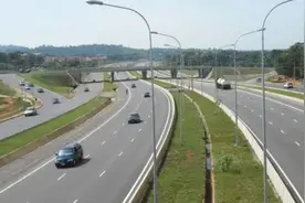 同样是公路，为何我国总在修修补补？国外却从不费工夫？图片