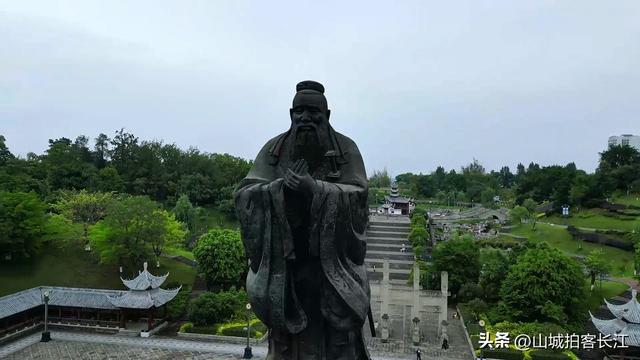 四川很有意思的小城，光听名字被误认为属重庆，景点很有特别！