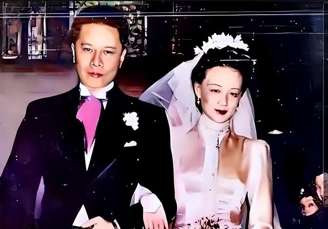 1968年宋子安携妻在儿子毕业礼留影，次年辞世，妻子改嫁埃及富翁