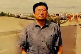 中国舰载机之父罗阳图片