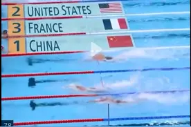 45.92秒！潘展乐再破纪录：美国队主动坐下，澳洲教练换中国队服图片