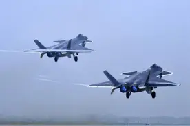 气势能杀人！解放军20名骑兵，对200敌军冲锋，打的印军落荒而逃图片