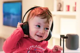 10首超实用早教儿歌推荐！0~1岁音乐律动经典歌单！图片