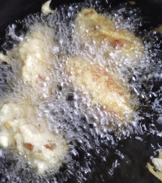 菠菜和花胶可以同吃吗 2025年菠菜可以和花胶一起吃吗