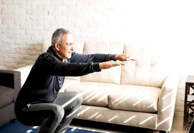 男人做哪些运动，可以提高“雄性激素”？坚持一段时间，魅力提升