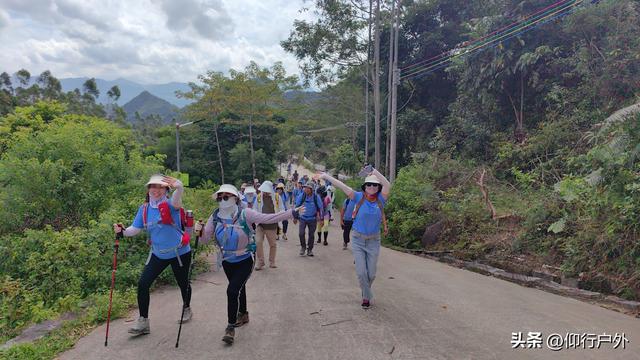 揭西猴面石徒步登山