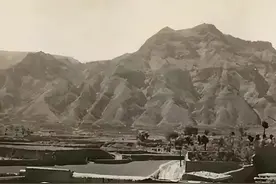1948年，毛泽东在五台山上突遇大雪，参观时说：这位菩萨有心脏病图片