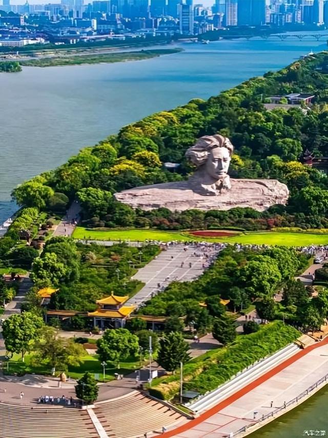 低至210元！西昌机场出发，这些航班快冲→