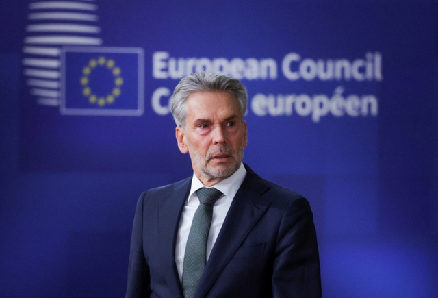 荷兰当小偷还有理了！要求中企哑巴吃黄连，让荷企接盘安世半导体