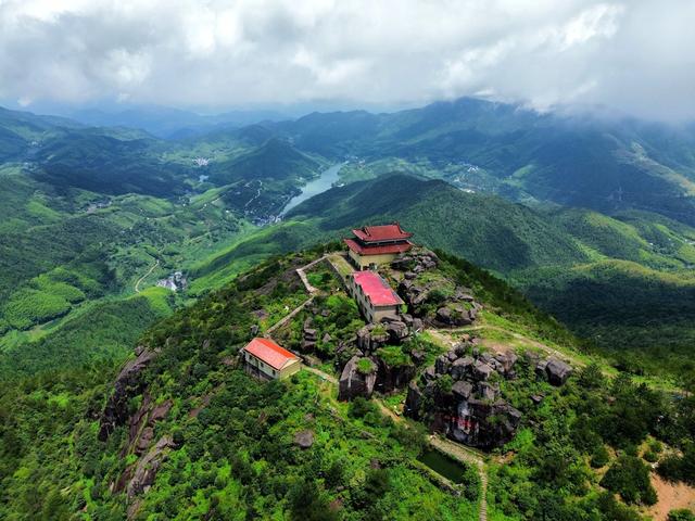 浙江南正顶：寻圣之路