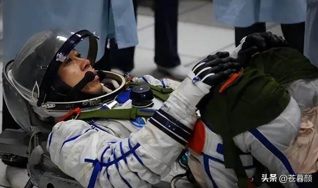 女航天员飞往太空前，为什么要吃避孕药？这是为了防止发生什么？