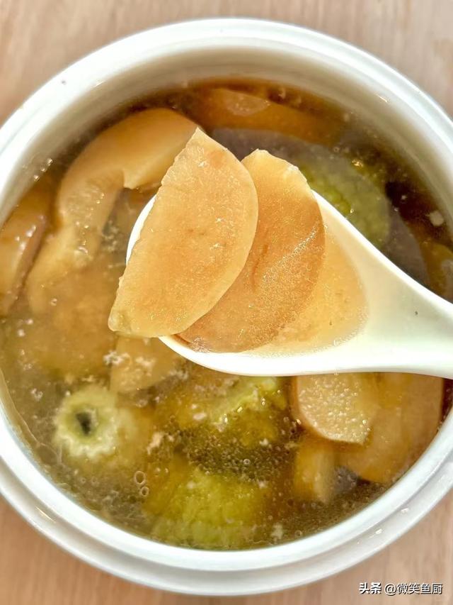 失眠最怕这道菜，睡眠不好的人可常吃，简单一做，安神润燥睡得香