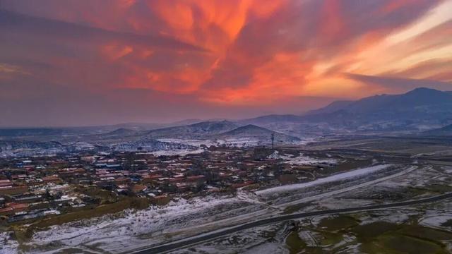 长城一号旅游公路：千年烽燧廊道品读长城千年风华