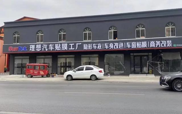小米起诉服装店，店主哭着喊冤