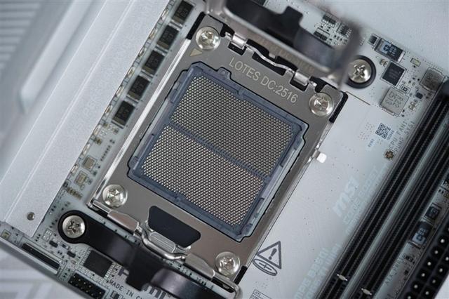 微星MPG B850I EDGE TI WIFI刀锋 钛主板评测：小巧强悍 200W功率释放