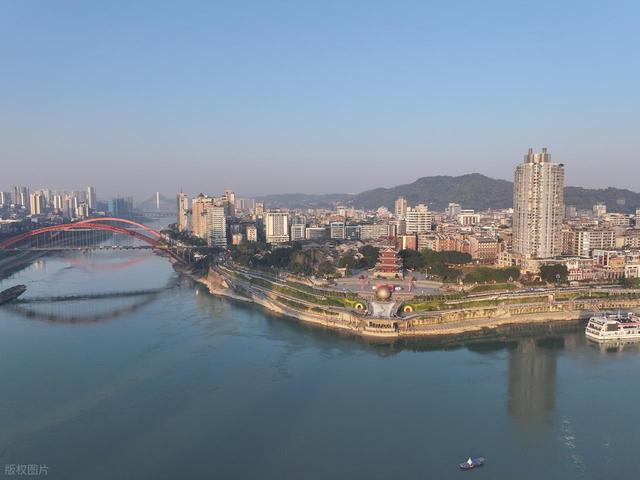 四川省可不只有成都，这座城市可能即将超越绵阳，成为全省第二！