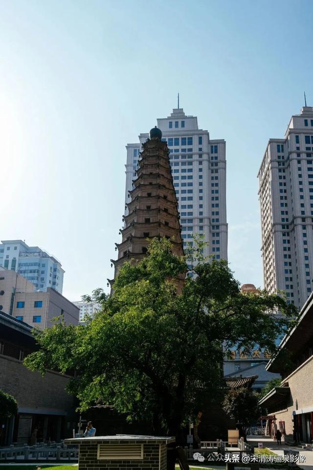 甘肃兰州：兰州两日游之兰州市博物馆文物丰富 宝塔保佑 环境一流