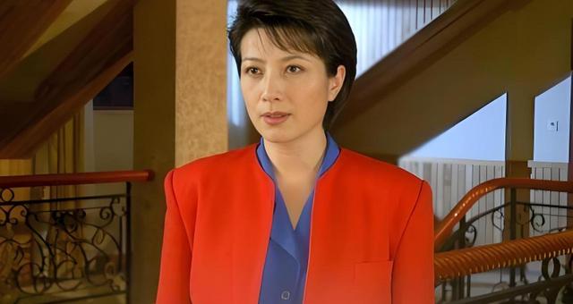 权色交易、陪睡上位，她压根不沾边	，简直是娱乐圈的一股“清流”