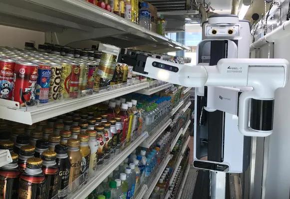 跨国外包时代来临!打工人最后价值,就是假扮AI