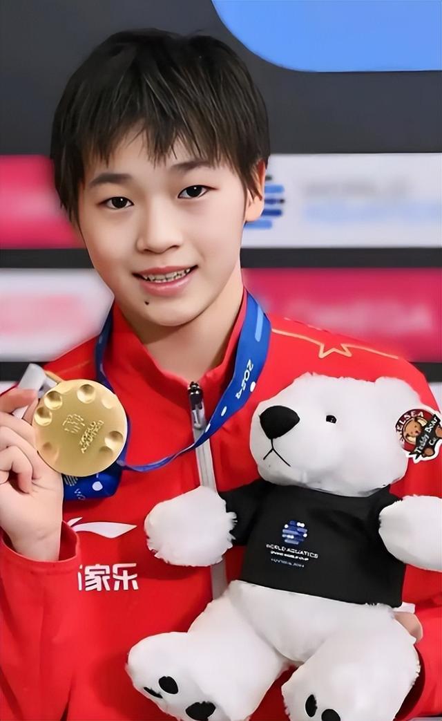 央视专访这次，陈芋汐毫不掩饰野心，一句话公开给全红婵提了个醒