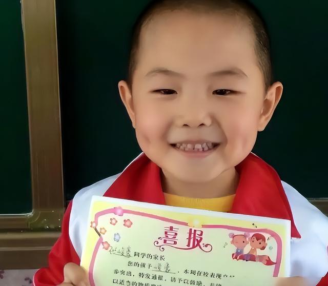 3岁上央视	，5岁登春晚，7岁就年薪百万，没想到现在却成了这样子