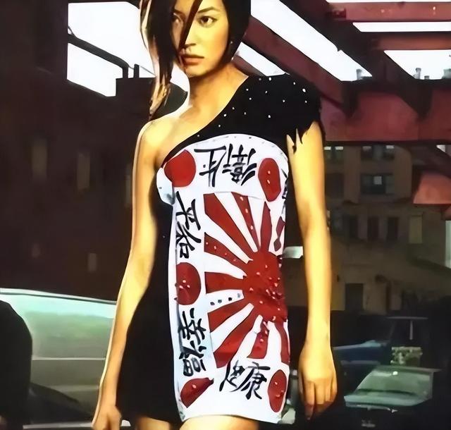 封杀4年后，49岁赵薇又有消息，因胃癌去世传闻5个月前就真相大白