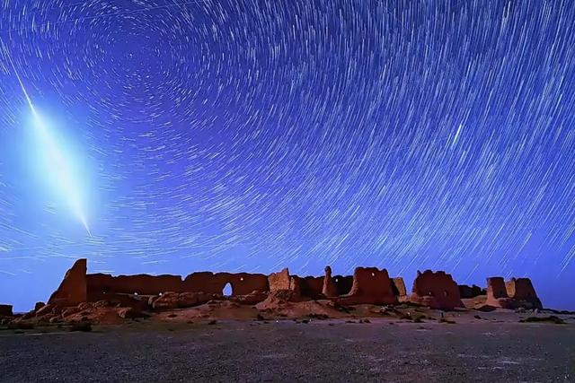 敦煌观星:沙海之上的星河诗篇